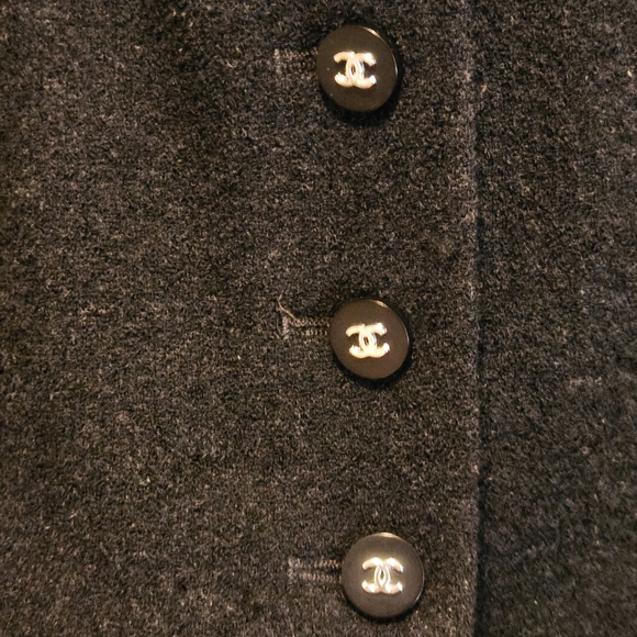 Authentic Vintage Chanel Skirt Black 90s size 44 - Picture 1 of 10